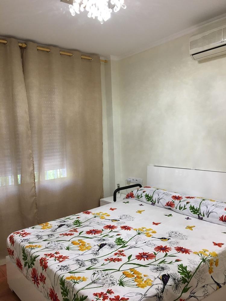 La Perla De Oasis Otel Lliria Dış mekan fotoğraf